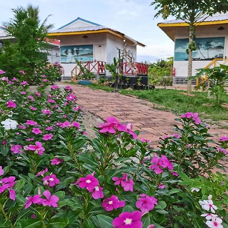 Shunde Palm Resort 仙本那顺德人家棕榈园 Dış mekan fotoğraf